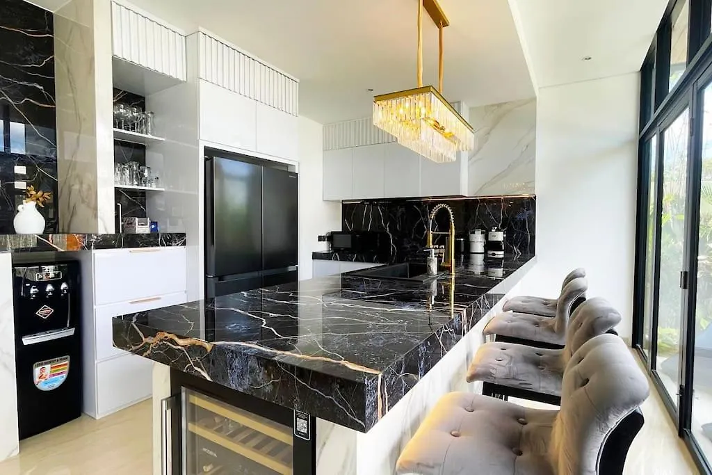 Luxury Villa Gym Pool And Gazebo Canggu