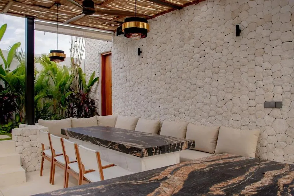 Luxury Villa Gym Pool And Gazebo Canggu