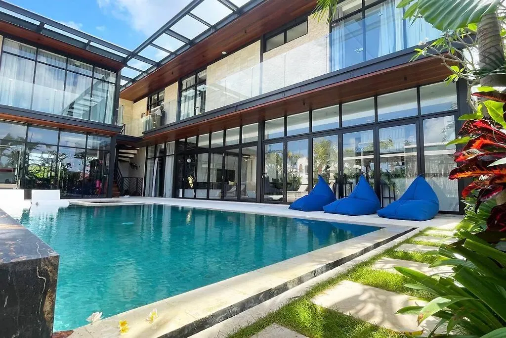 Luxury Villa Gym Pool And Gazebo Canggu
